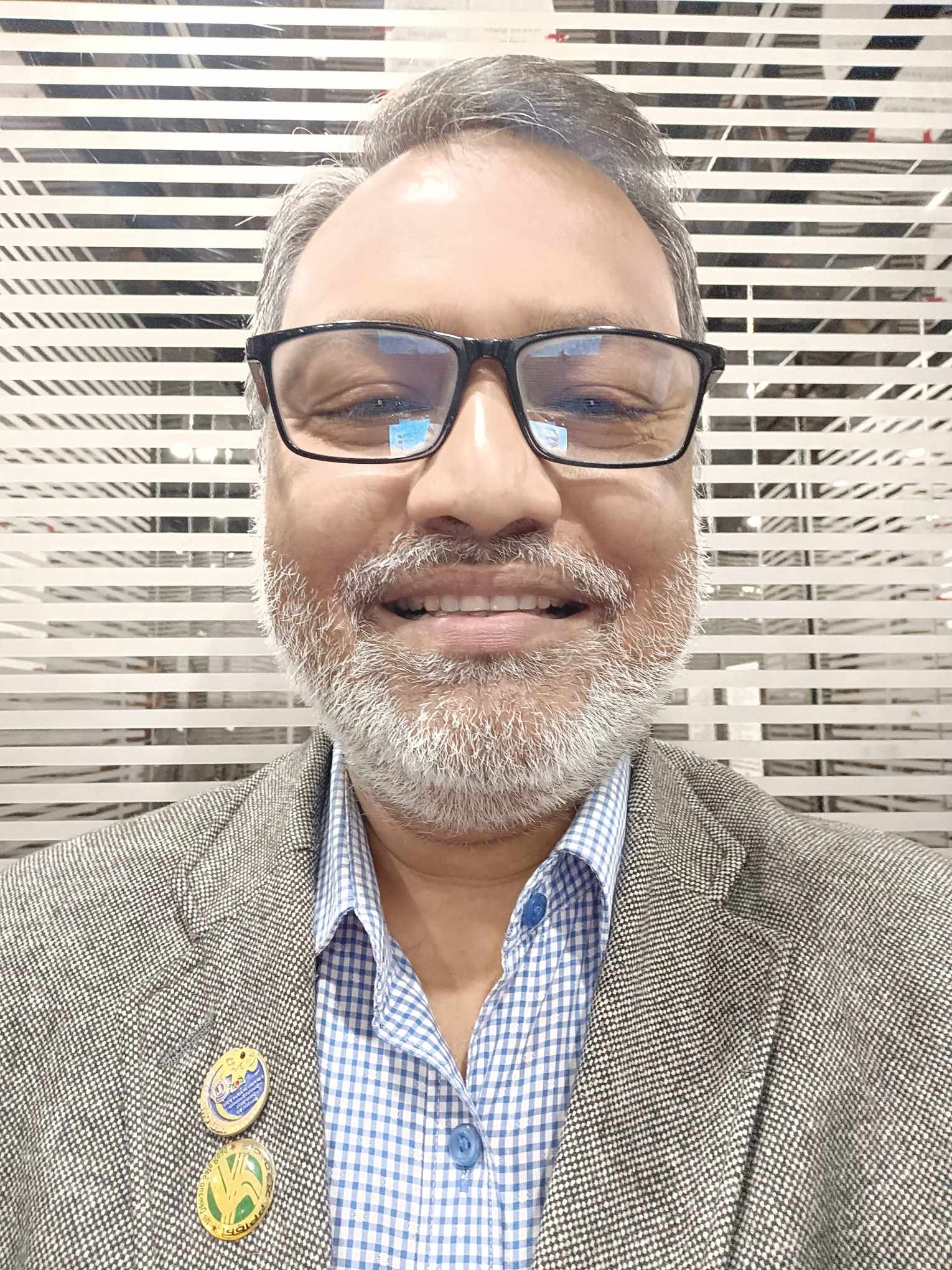 এ স  এ ম  আ জা দ  হো সে ন 